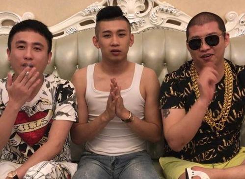 网红散打牌面,揭秘网络红人的真实打斗技巧与魅力